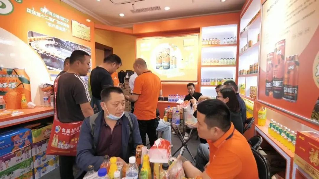 四会好巧牌沙糖桔系列饮料在108届全国糖酒会上火爆劲销！！！